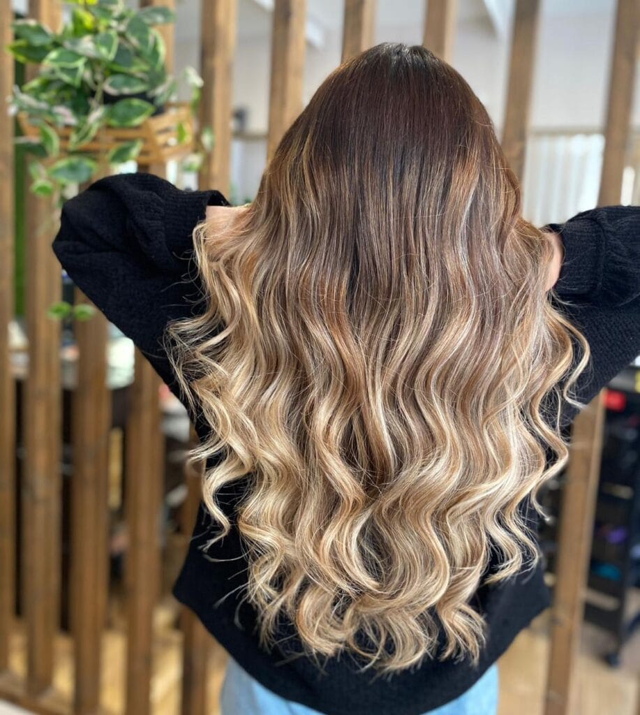 Mechas balayage en Oviedo - Enredos Ecosalón