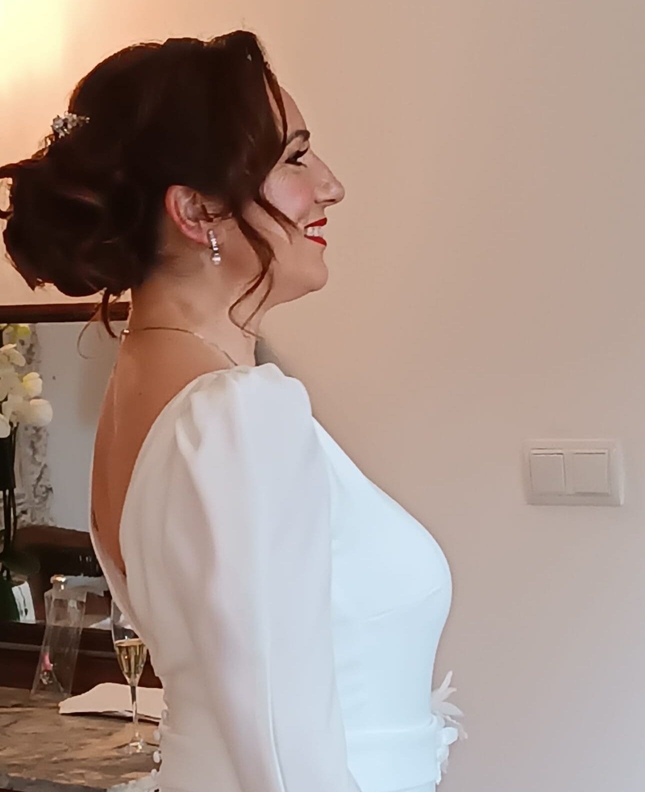 Peinados y maquillaje para invitadas en Oviedo - Enredos Ecosalón